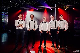 TOFFI BAND